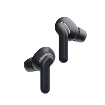 Sudio E4 Pro juhtmevabad mürasummutusega kõrvaklapid, mustad