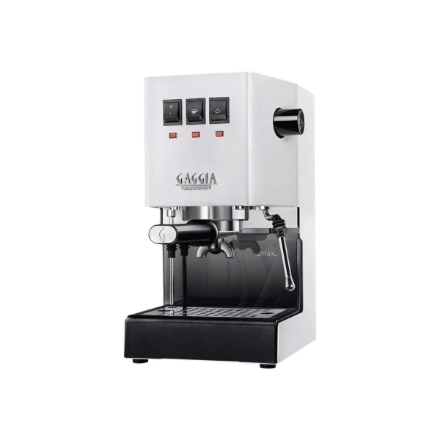 Gaggia RI9481/13 Classic E24 espressomasin, 15 baari, 2.1 l paak, piimavahustajaga