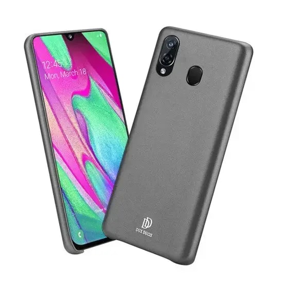 Dux Ducis Skin Lite case for iPhone X / XS, black