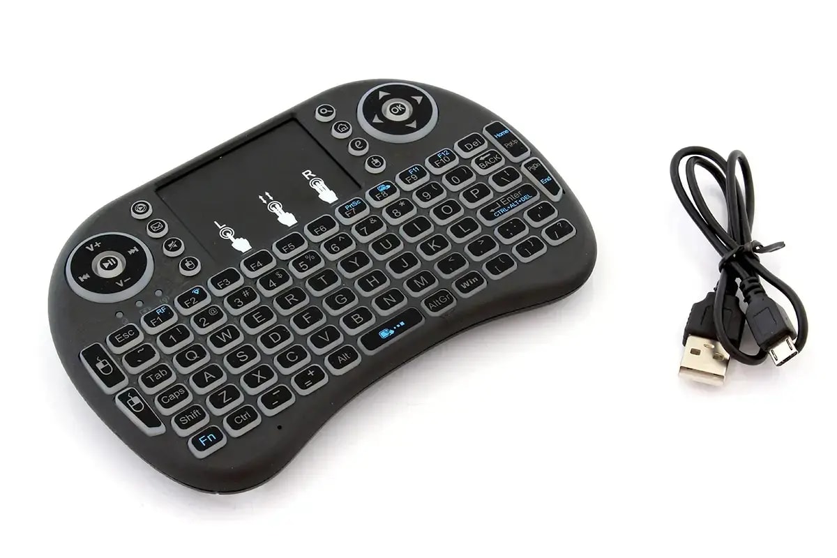 Fusion compact wireless keyboard with touchpad, 3 LED colours, 1020 mAh